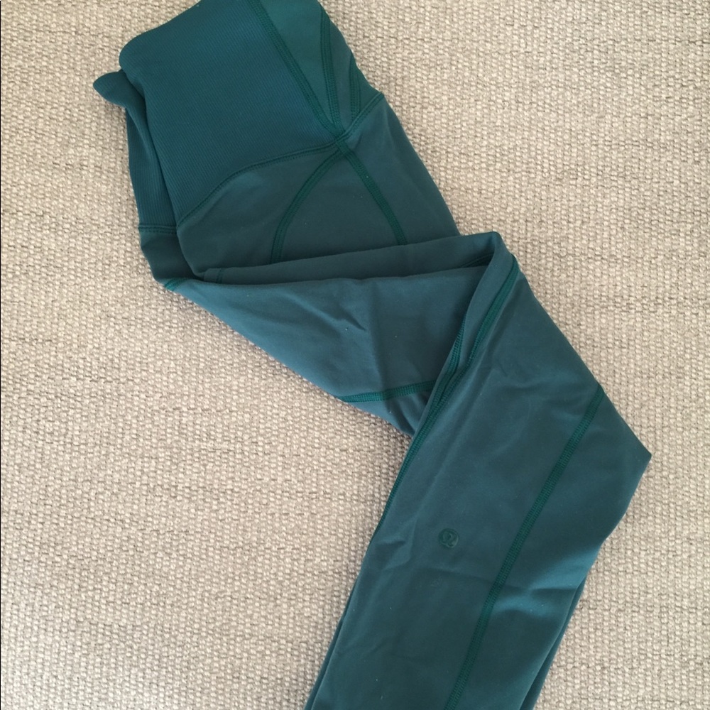 Lululemon High Waisted Cropped Green Leggings